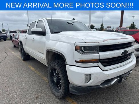 Used 2017 Chevrolet Silverado 1500 LT w/ All Star Edition AWD/4WD image 5