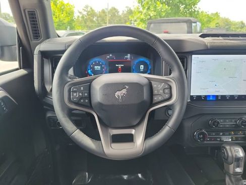 Used 2025 Ford Bronco Badlands AWD/4WD image 27