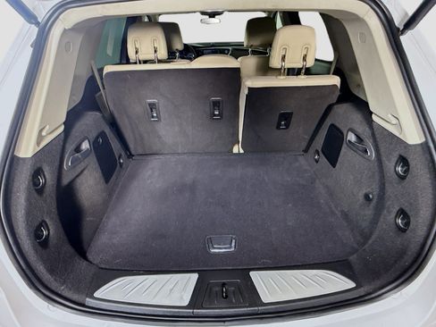 Used 2020 Buick Envision Essence FWD image 35