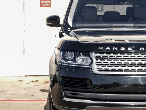Used 2017 Land Rover Range Rover HSE image 45