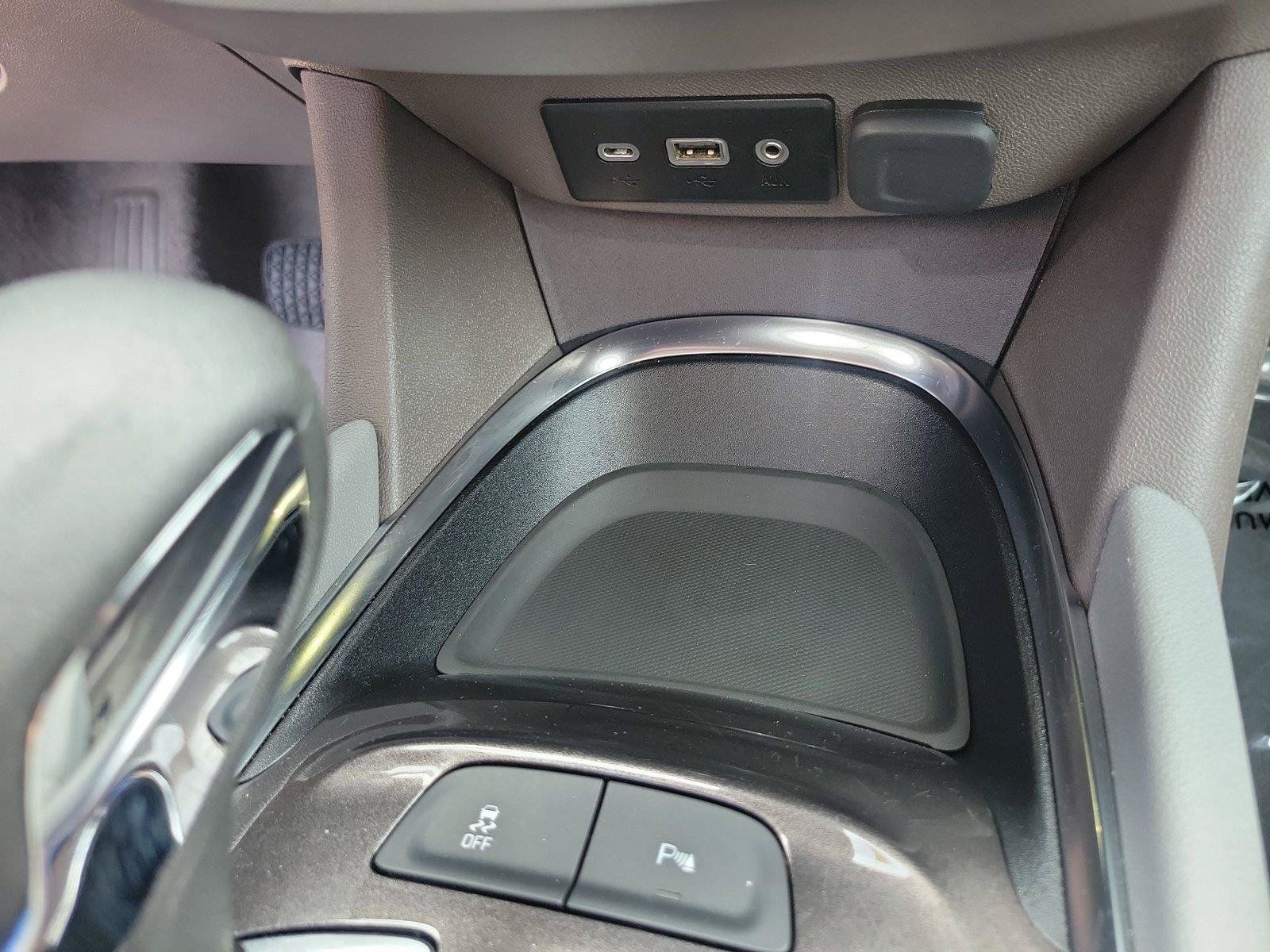 Used 2024 Chevrolet Malibu LT FWD image 30