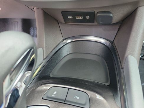 Used 2024 Chevrolet Malibu LT FWD image 30