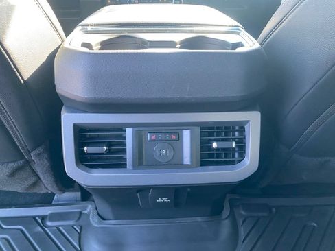 Used 2025 Ford F250 Lariat w/ Black Appearance Package AWD/4WD image 32