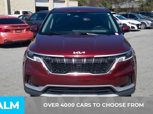 Used 2024 Kia Carnival LX image 2