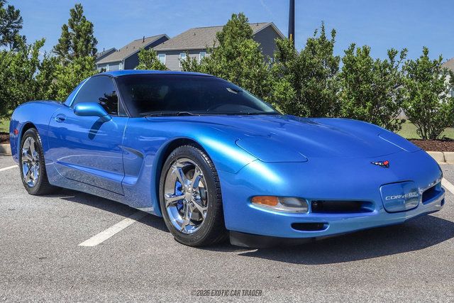 Used 1998 Chevrolet Corvette Coupe w/ Roof Pkg RWD image 20