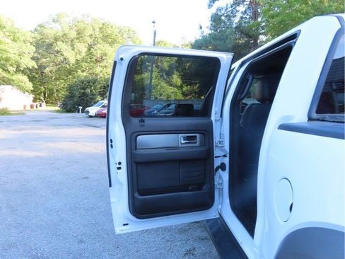 Used 2012 Ford F150 Raptor image 11