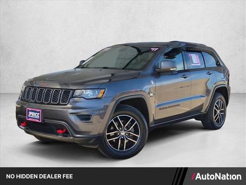 Used 2017 Jeep Grand Cherokee Trailhawk AWD/4WD image 1