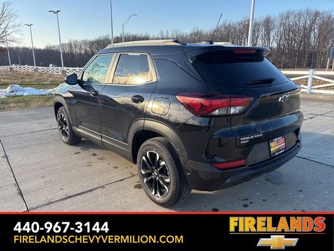 Used 2023 Chevrolet TrailBlazer LT image 3