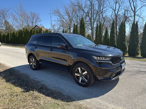Used 2021 Kia Sorento EX w/ Panoramic Sunroof Package AWD/4WD image 2