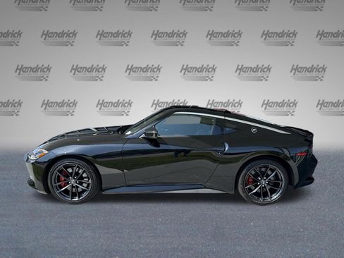 Used 2025 Nissan Z Performance w/ Floor Mat Package RWD image 6
