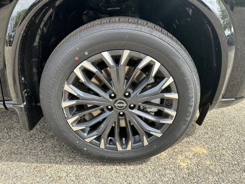 New 2026 Nissan Rogue Platinum w/ Tech Package AWD/4WD image 10