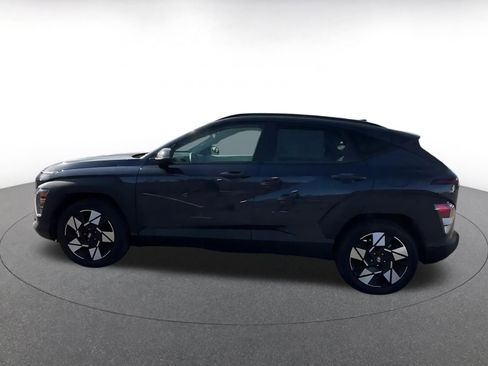 Used 2025 Hyundai Kona SEL image 9