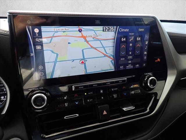 Certified 2021 Toyota Highlander Platinum AWD/4WD image 24