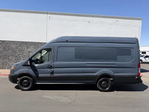 Used 2019 Ford Transit 250 148 High Roof Extended image 8