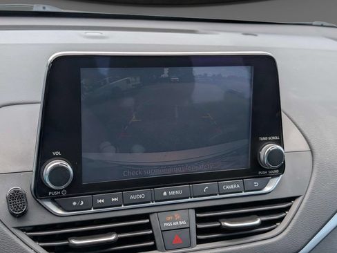 Used 2020 Nissan Altima 2.5 S FWD image 21