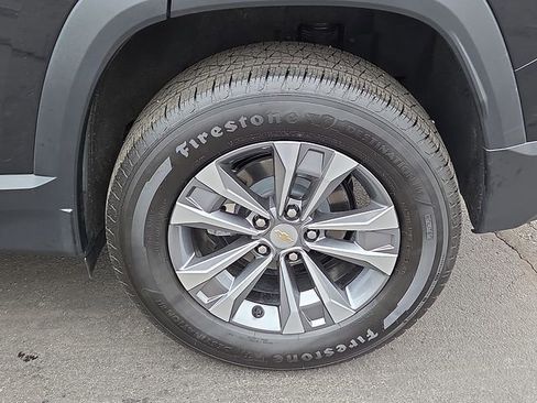 Used 2025 Chevrolet Equinox LT image 29