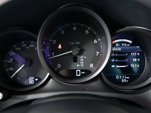 New 2026 Porsche Macan image 24