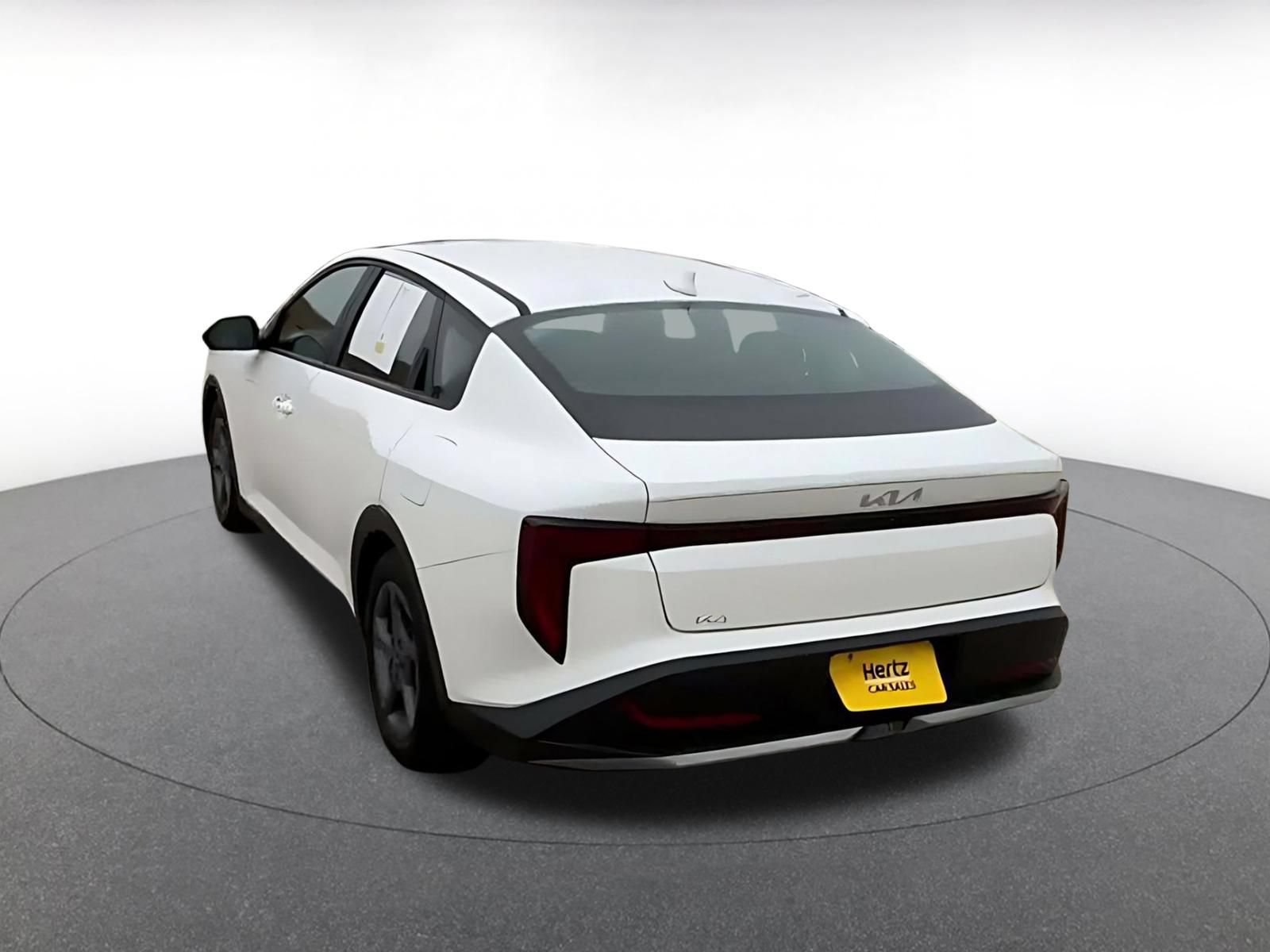 Used 2025 Kia K4 FWD image 4