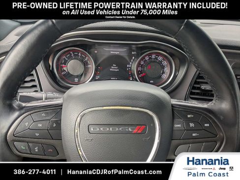 Used 2022 Dodge Challenger SXT RWD image 25