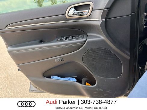Used 2015 Jeep Grand Cherokee Limited AWD/4WD image 12