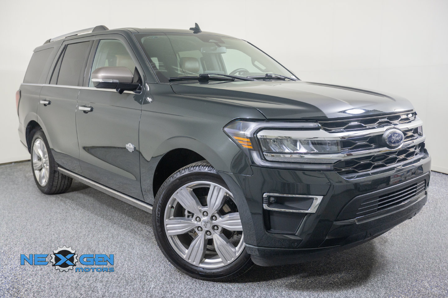 Used 2023 Ford Expedition King Ranch AWD/4WD image 1