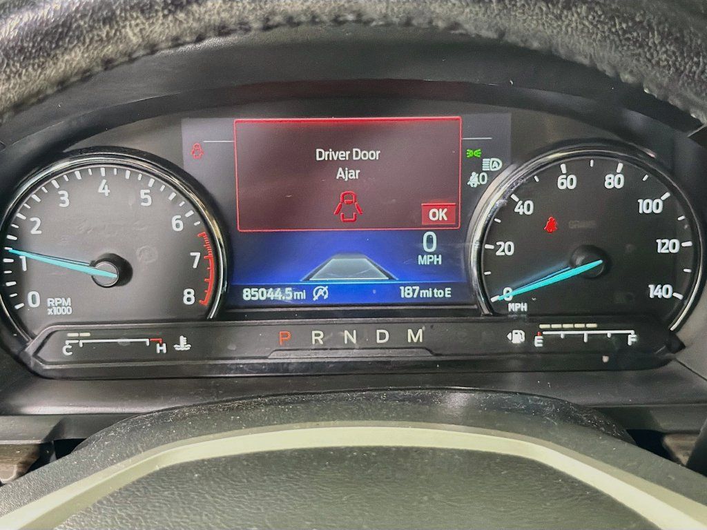 Used 2021 Ford Explorer Limited w/ Equipment Group 301A AWD/4WD image 16