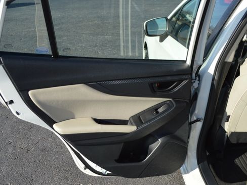 Used 2019 Subaru Impreza 2.0i Premium image 23