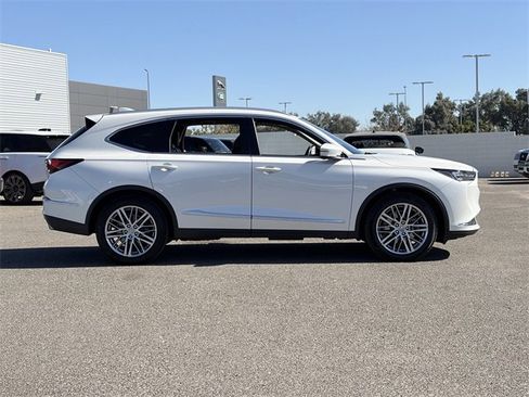 Used 2024 Acura MDX SH-AWD w/ Advance Package image 28