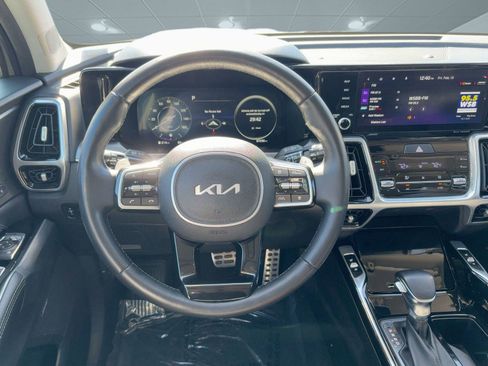 Used 2022 Kia Sorento SX image 26