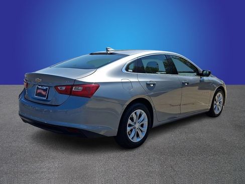 Used 2025 Chevrolet Malibu LT FWD image 4