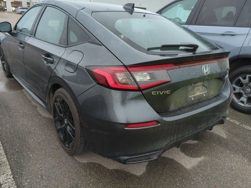 Used 2025 Honda Civic Sport image 5
