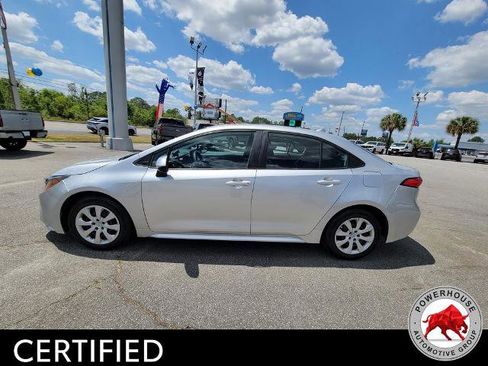 Used 2024 Toyota Corolla LE FWD image 3