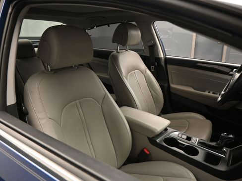 Used 2016 Hyundai Sonata Limited w/ Option Group 04 image 22