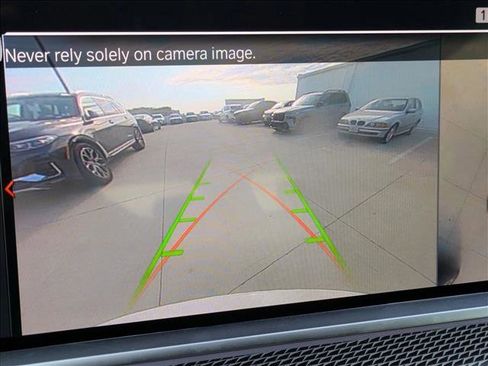 Used 2022 BMW X5 xDrive40i w/ M Sport Package image 11