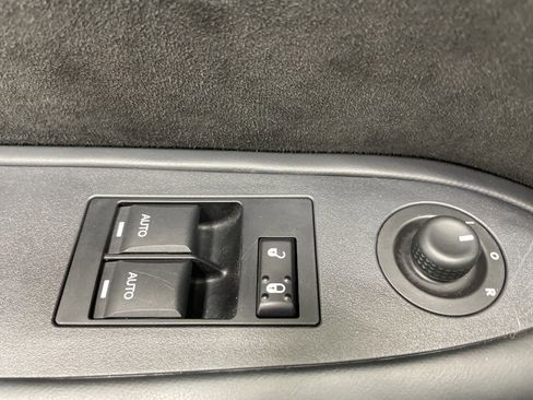 Used 2013 Dodge Challenger SRT8 w/ Harman Kardon Audio Group image 16