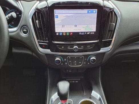 Used 2023 Chevrolet Traverse RS AWD/4WD image 18