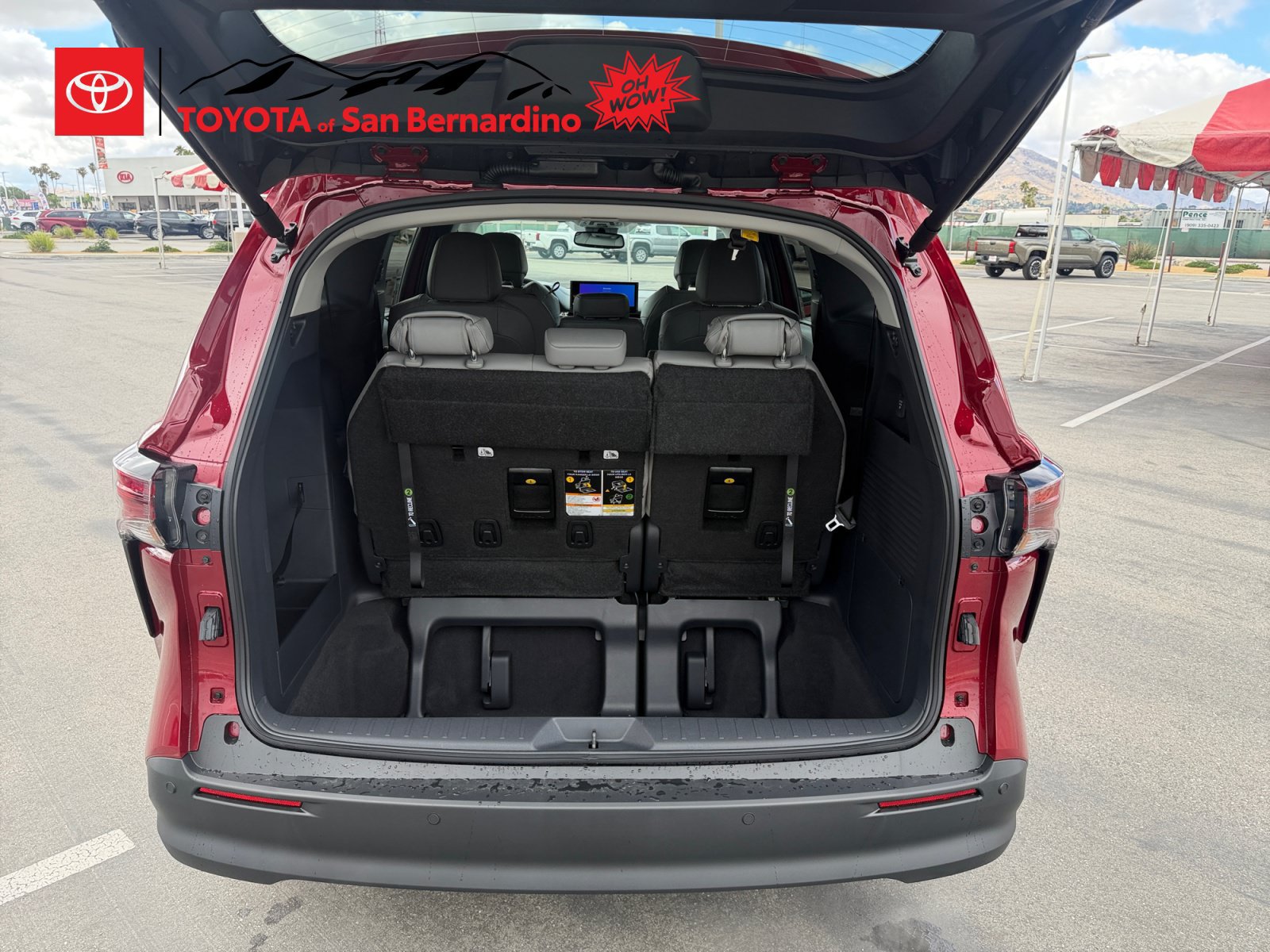 Certified 2026 Toyota Sienna XLE FWD image 16