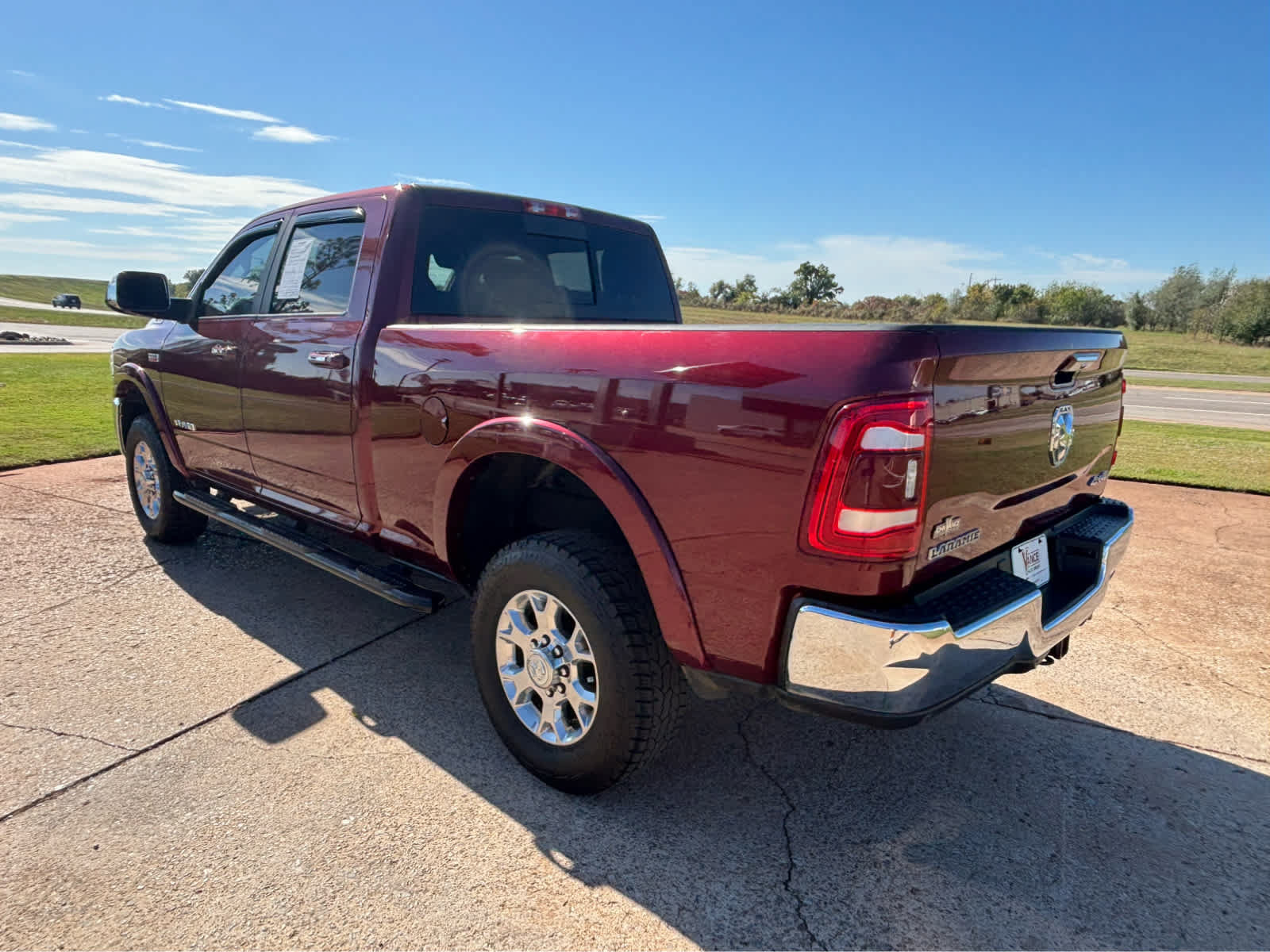 Used 2022 RAM 2500 Laramie AWD/4WD image 5