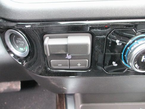 New 2026 GMC Sierra 1500 Elevation w/ Elevation Premium Package image 19