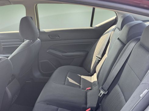 Used 2025 Nissan Altima 2.5 SV image 21