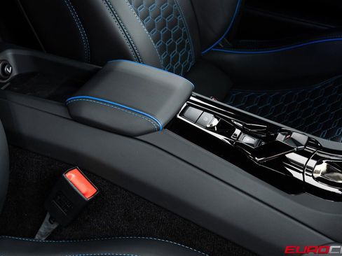 Used 2023 Lamborghini Huracan EVO image 30