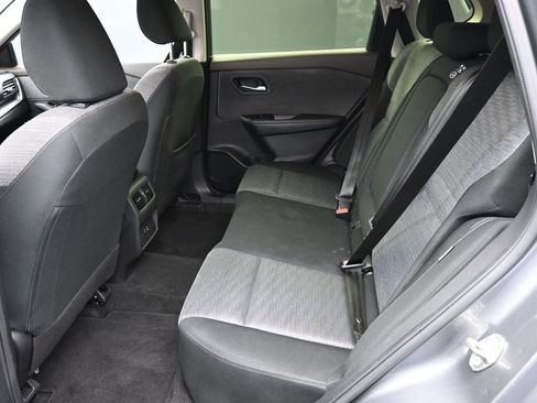 Used 2023 Nissan Rogue SV image 13