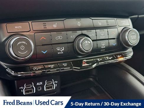 Used 2022 Dodge Durango GT image 18