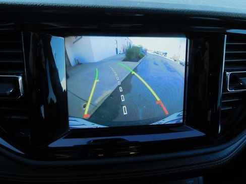 Used 2023 Dodge Durango GT image 34