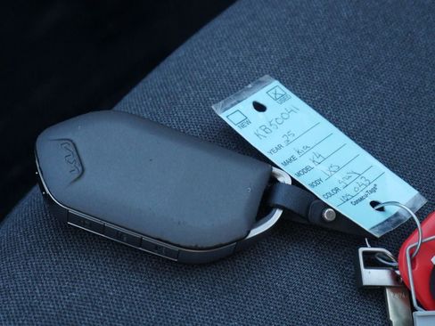 Used 2025 Kia K4 FWD image 46