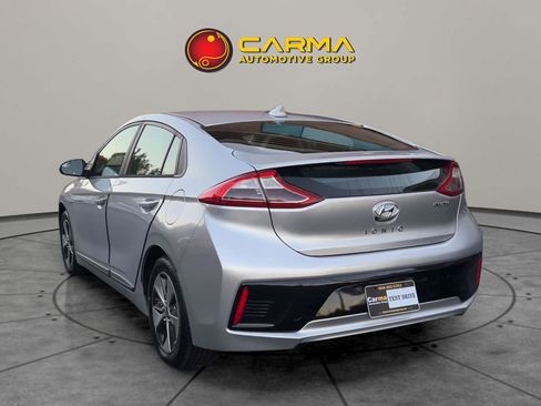 Used 2019 Hyundai Ioniq Hatchback 4D image 5