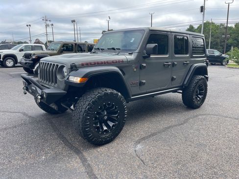Used 2018 Jeep Wrangler Unlimited Rubicon AWD/4WD image 3