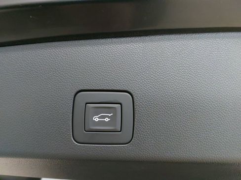 Used 2024 Buick Encore GX Avenir w/ Avenir Technology Package FWD image 13