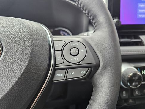 New 2025 Toyota RAV4 XLE image 15