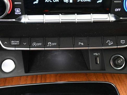 Used 2023 Audi Q5 2.0T Premium w/ Convenience Package AWD/4WD image 23